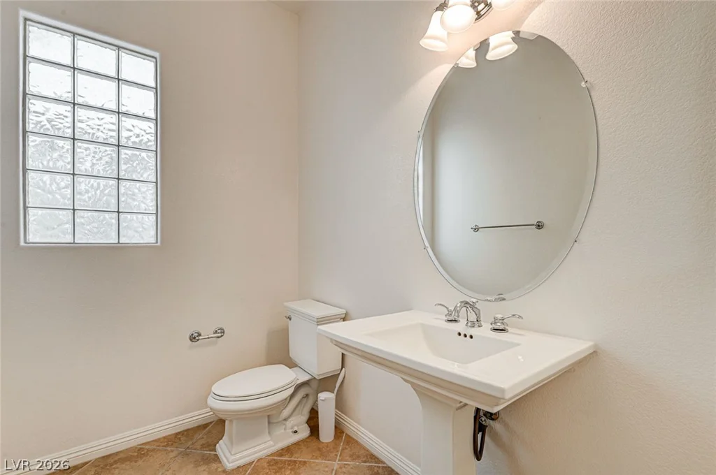 9205 Whitekirk, Las Vegas, NV 89145