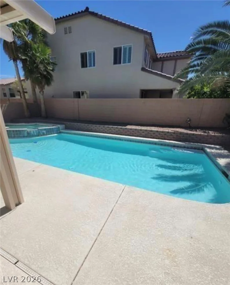 7349 Dolphine Crest, Las Vegas, NV 89129