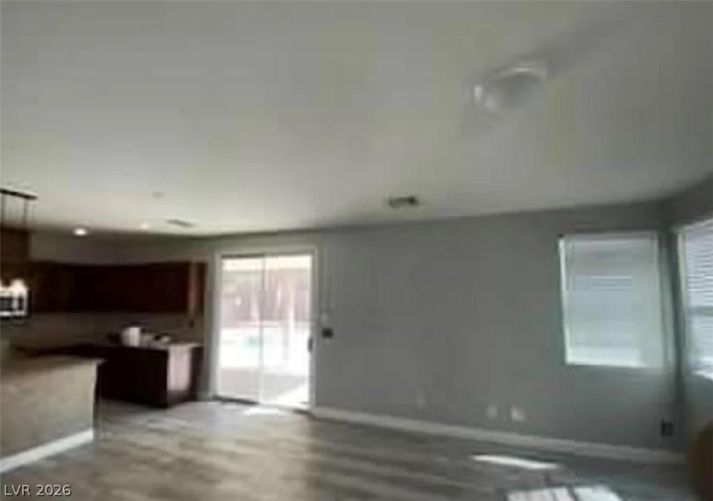 7349 Dolphine Crest, Las Vegas, NV 89129