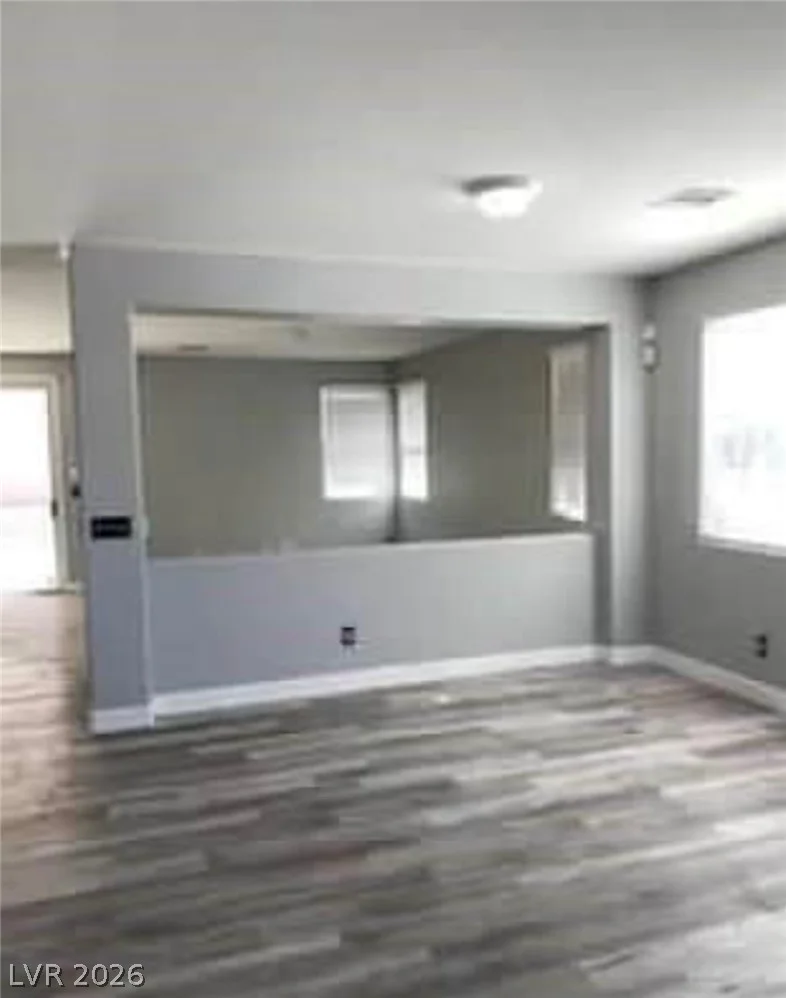 7349 Dolphine Crest, Las Vegas, NV 89129
