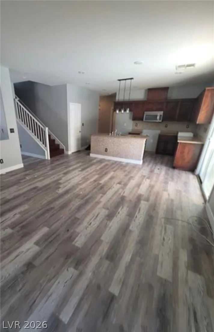 7349 Dolphine Crest, Las Vegas, NV 89129
