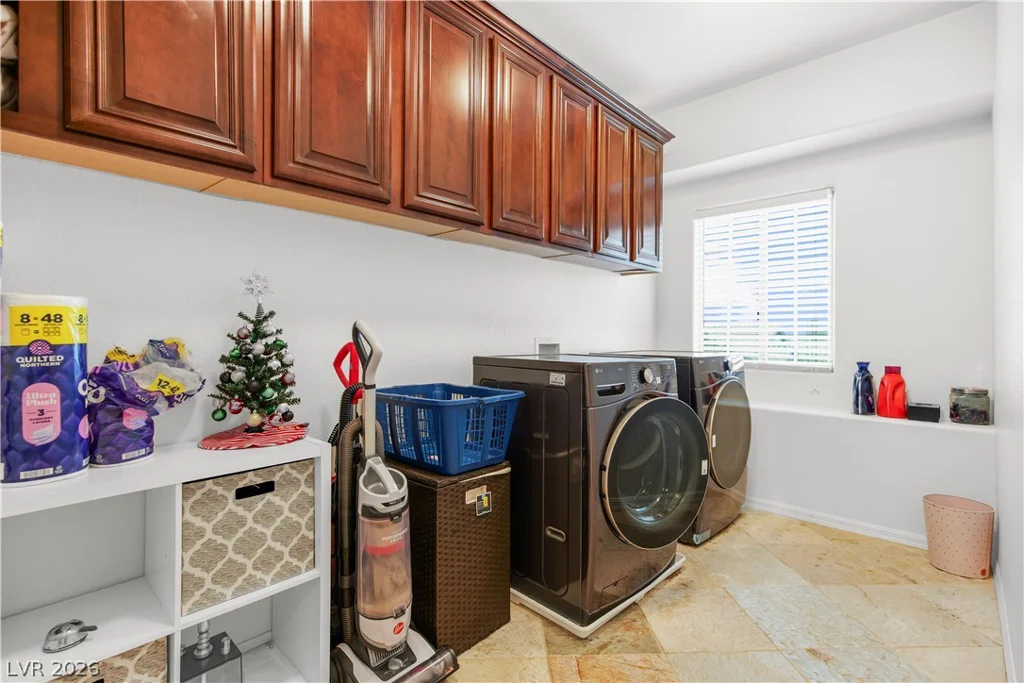 3921 Ravens, North Las Vegas, NV 89032
