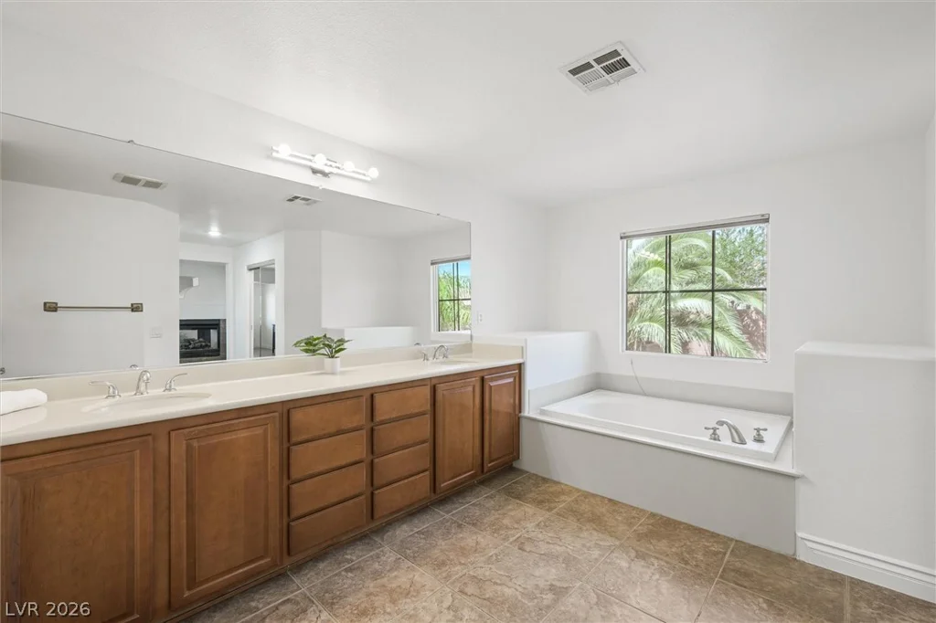 1141 Orphington, Henderson, NV 89002
