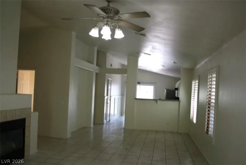 9524 Kelly Creek, Las Vegas, NV 89129