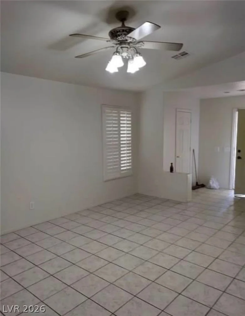 9524 Kelly Creek, Las Vegas, NV 89129