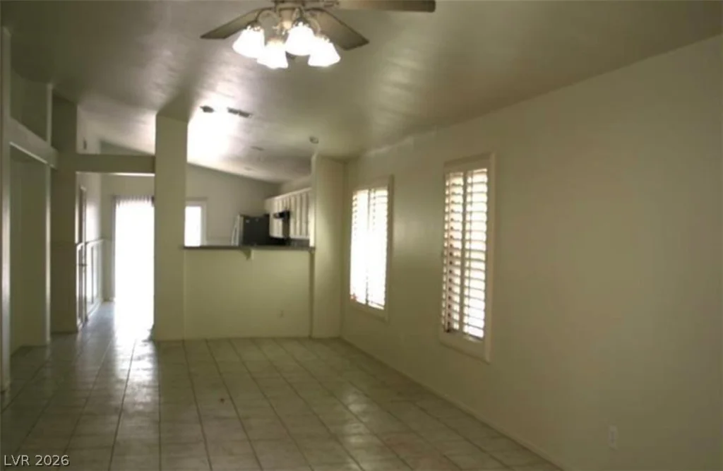 9524 Kelly Creek, Las Vegas, NV 89129