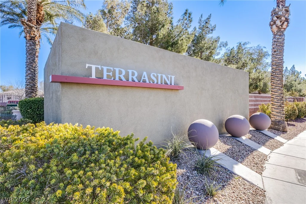 6655 Caporetto, North Las Vegas, NV 89084