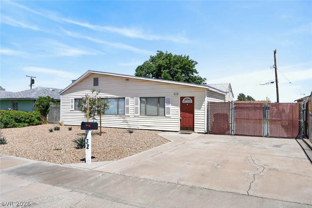 132 Cedar, Henderson, NV 89015