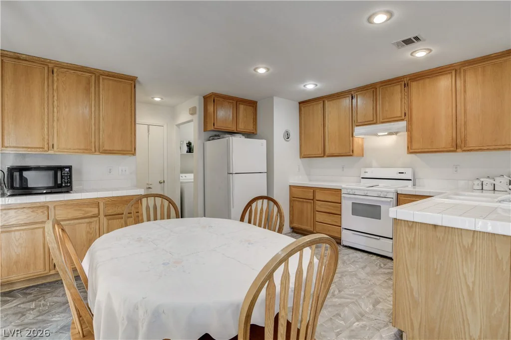 1207 Golden Spike, Henderson, NV 89014