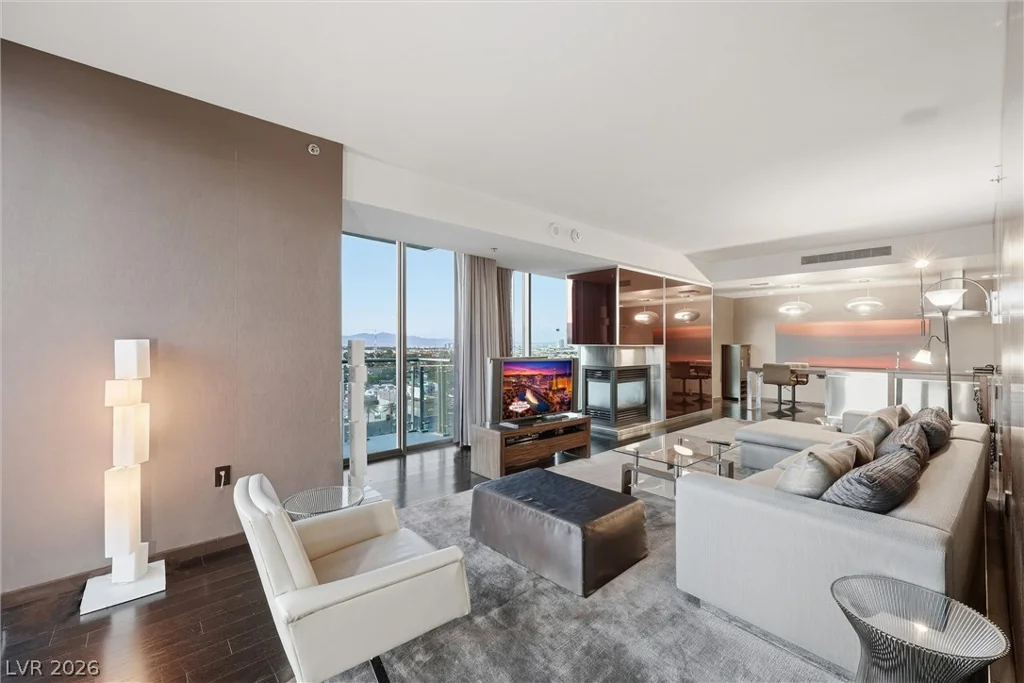 4381 Flamingo, Las Vegas, NV 89103