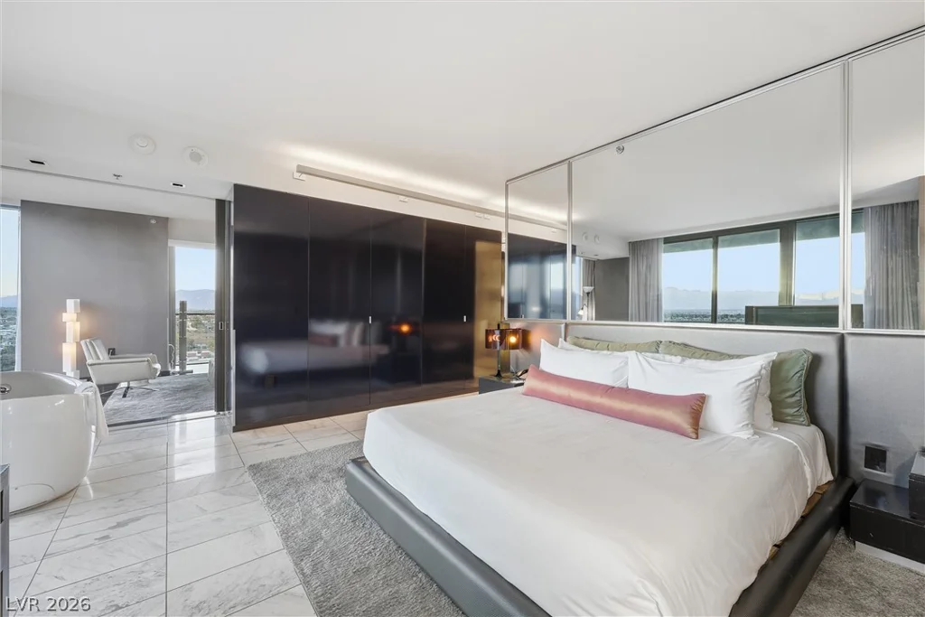 4381 Flamingo, Las Vegas, NV 89103