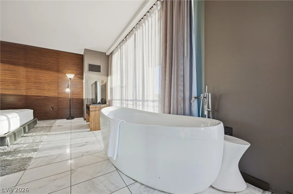 4381 Flamingo, Las Vegas, NV 89103