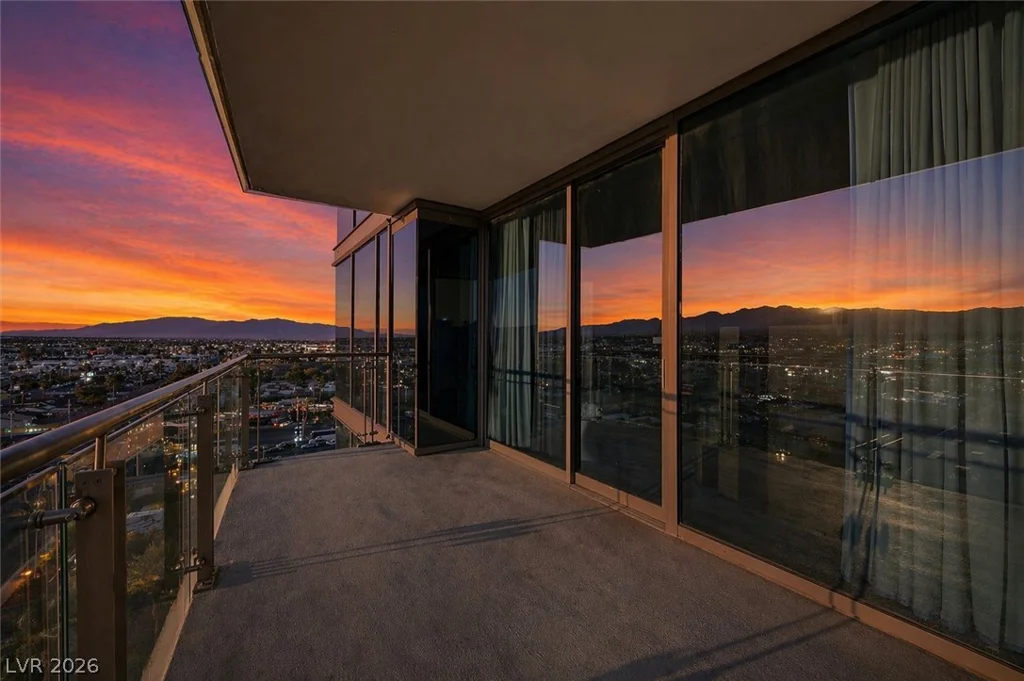 4381 Flamingo, Las Vegas, NV 89103