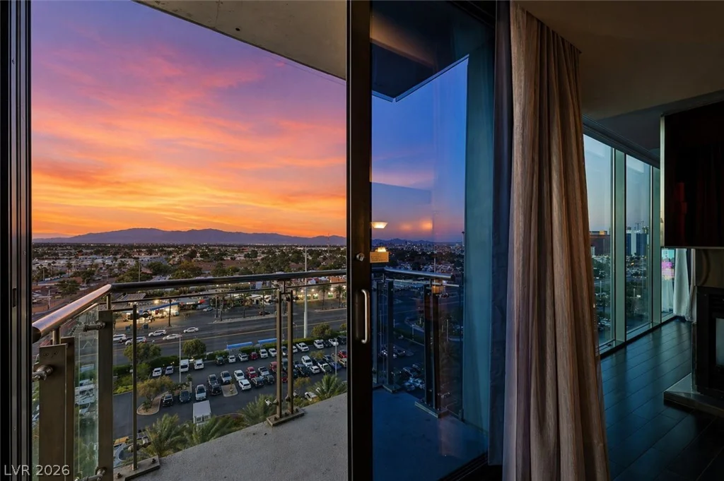 4381 Flamingo, Las Vegas, NV 89103