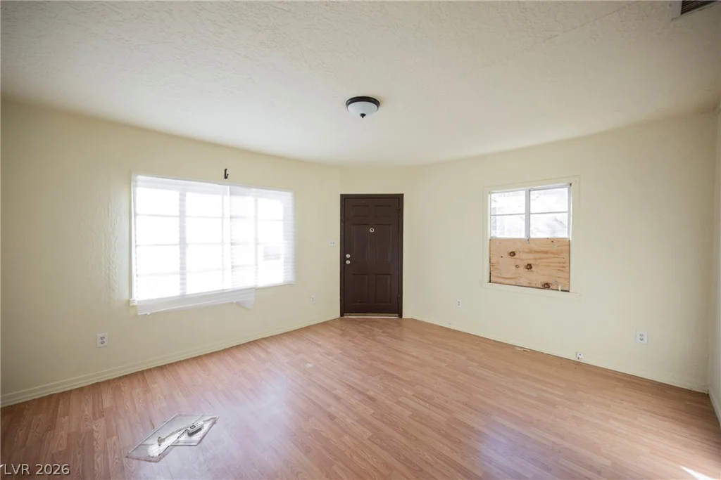 203 13th, Las Vegas, NV 89101