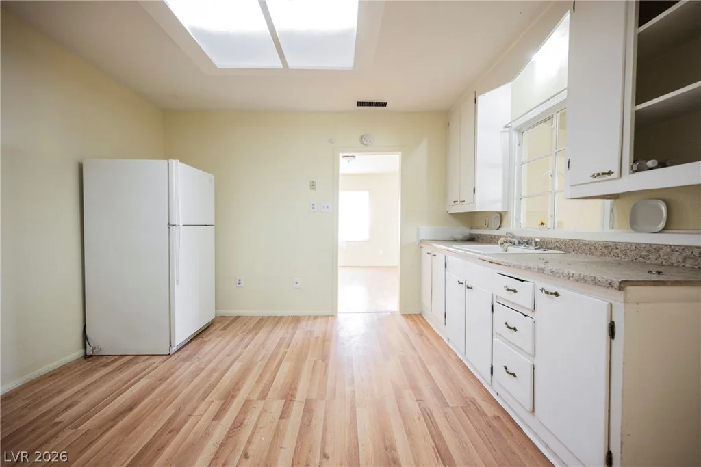 203 13th, Las Vegas, NV 89101