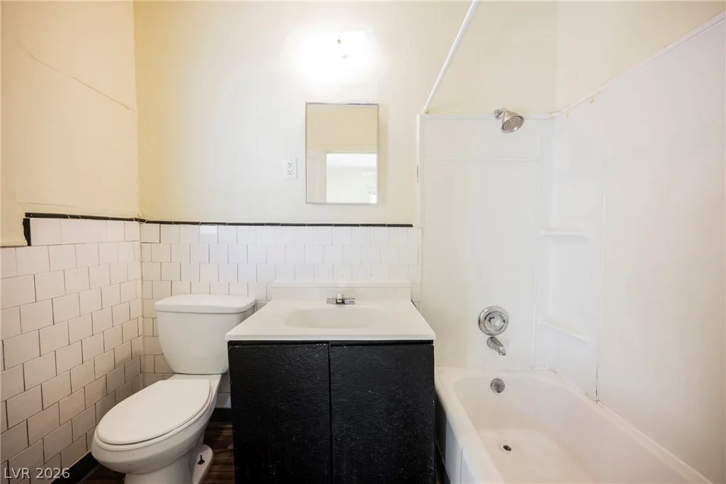 203 13th, Las Vegas, NV 89101