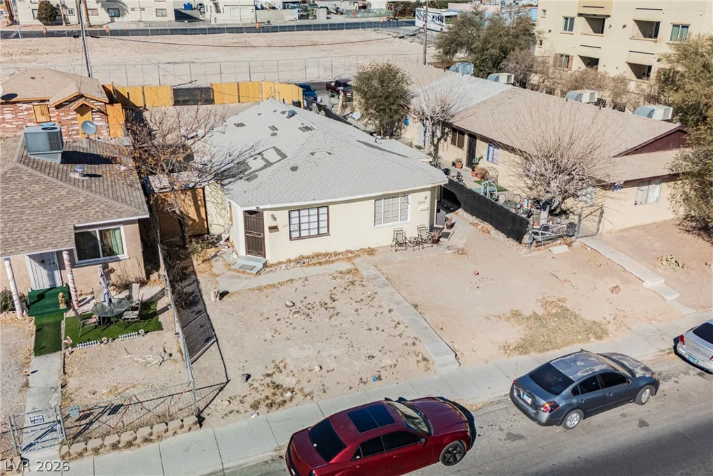 203 13th, Las Vegas, NV 89101