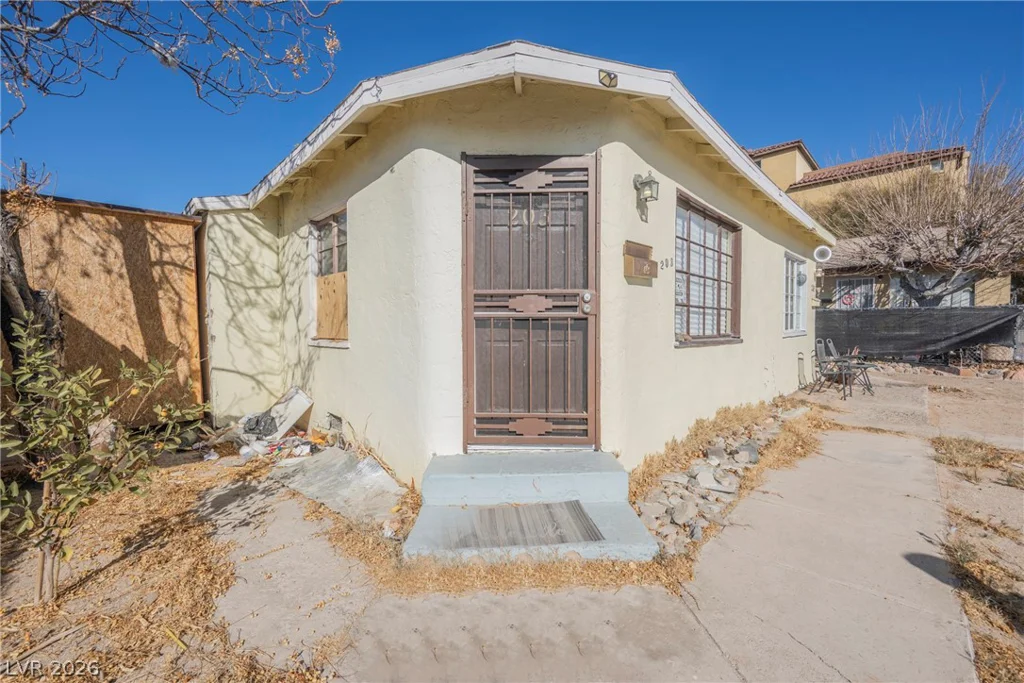203 13th, Las Vegas, NV 89101