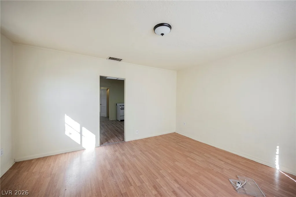 203 13th, Las Vegas, NV 89101