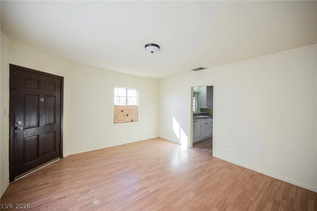 203 13th, Las Vegas, NV 89101