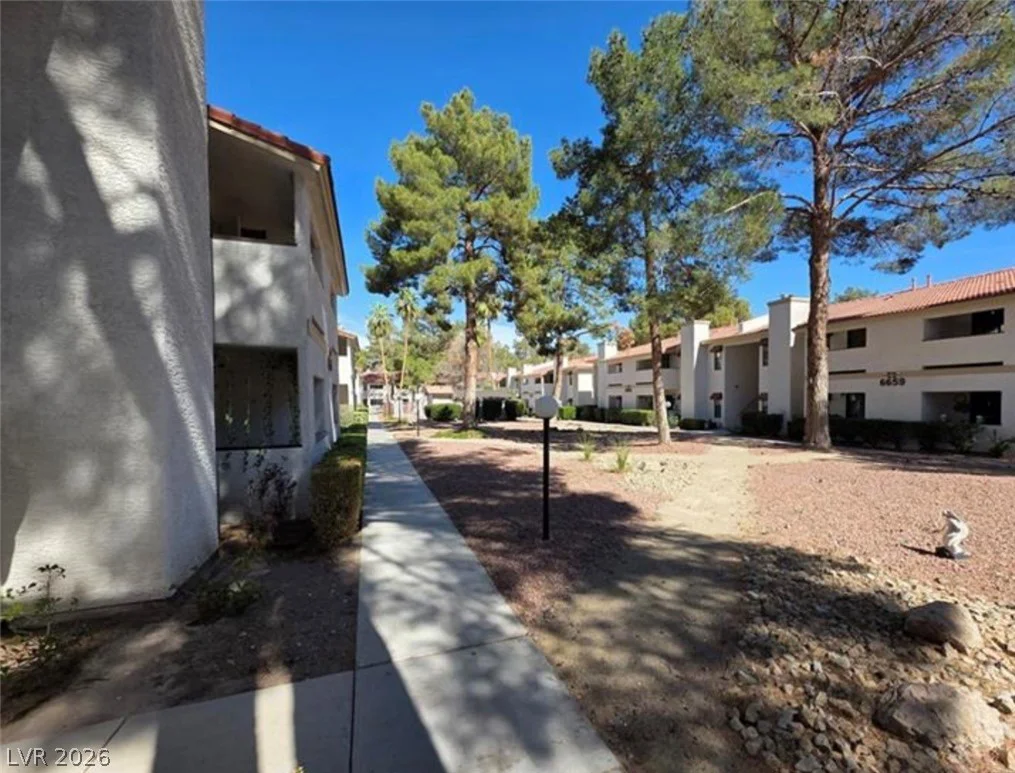 6671 Tropicana, Las Vegas, NV 89103