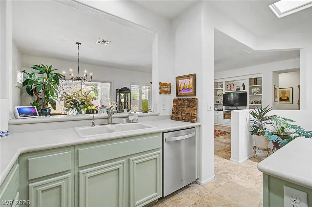 1686 Black Fox Canyon, Henderson, NV 89052