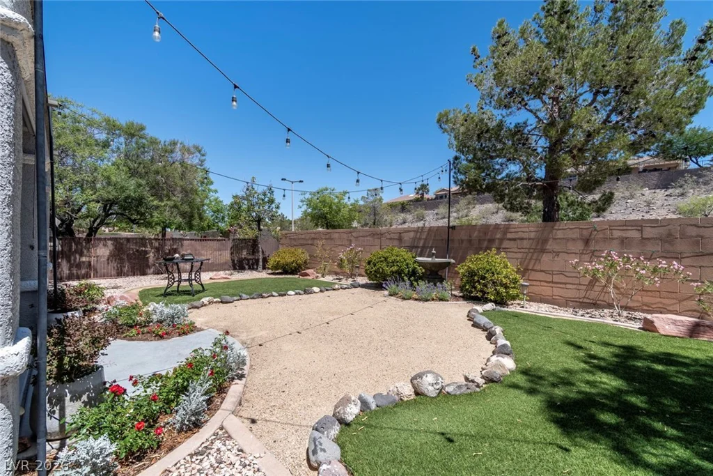 1686 Black Fox Canyon, Henderson, NV 89052