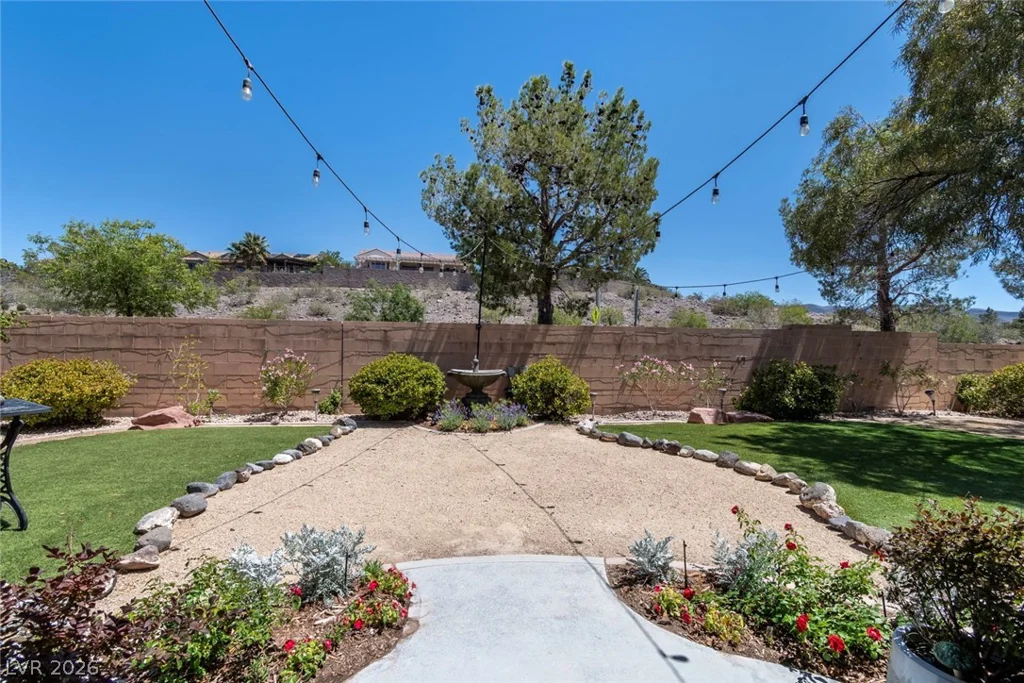 1686 Black Fox Canyon, Henderson, NV 89052