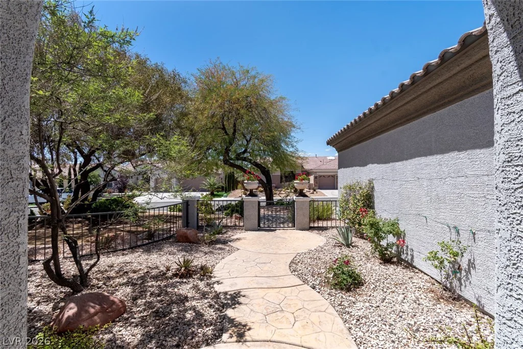 1686 Black Fox Canyon, Henderson, NV 89052