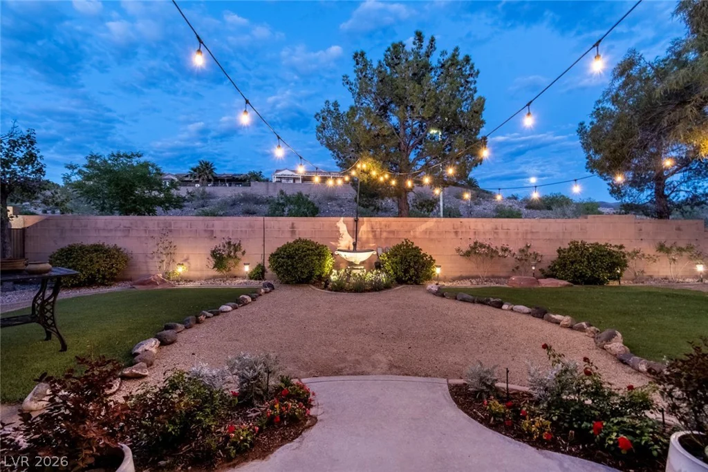 1686 Black Fox Canyon, Henderson, NV 89052