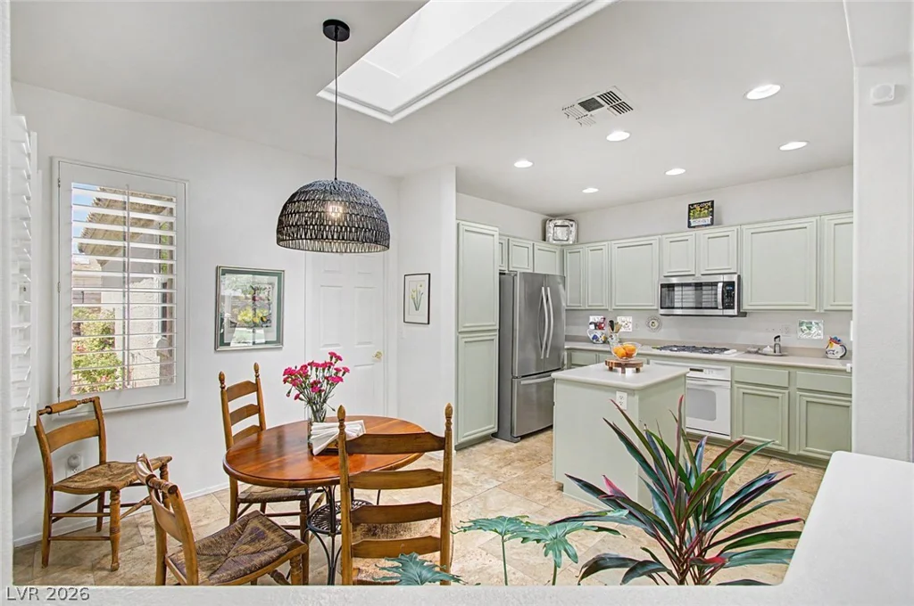 1686 Black Fox Canyon, Henderson, NV 89052