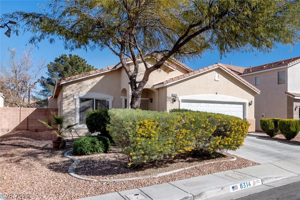 6314 Ruby Cedar, North Las Vegas, NV 89031