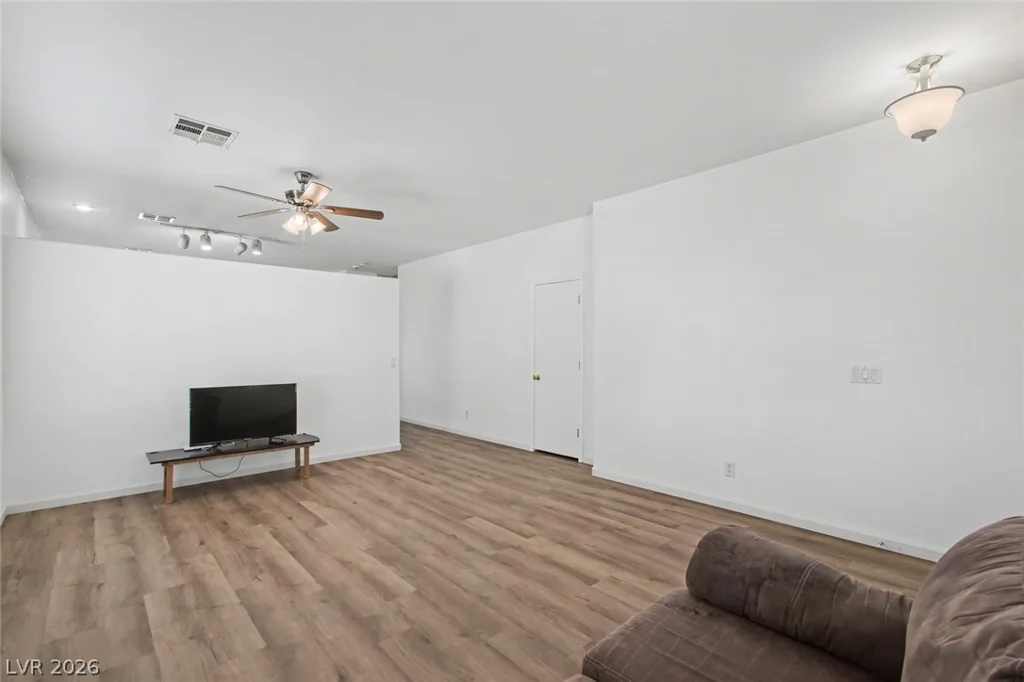 6314 Ruby Cedar, North Las Vegas, NV 89031