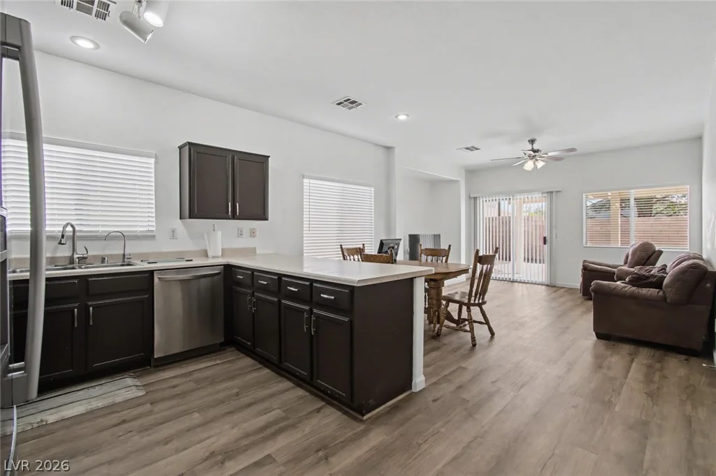 6314 Ruby Cedar, North Las Vegas, NV 89031