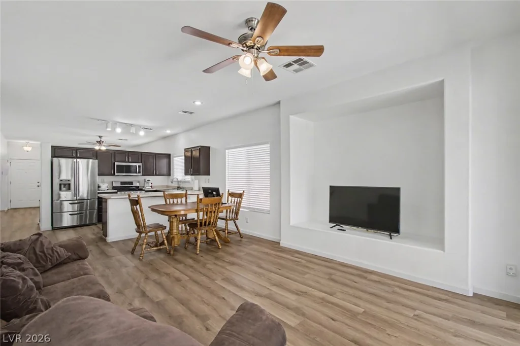 6314 Ruby Cedar, North Las Vegas, NV 89031