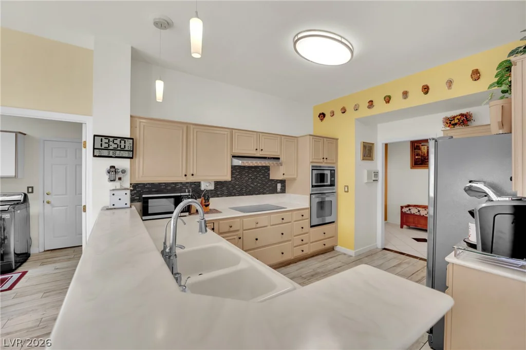 2808 Tumble Creek, Las Vegas, NV 89134
