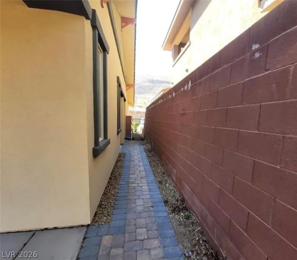 5564 Bethany Bend, Las Vegas, NV 89135