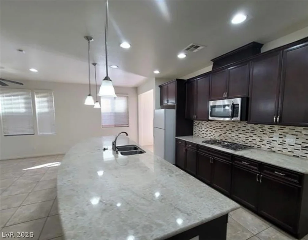 5564 Bethany Bend, Las Vegas, NV 89135