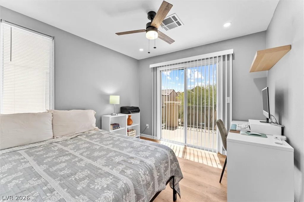 6034 Secret Island, Las Vegas, NV 89139