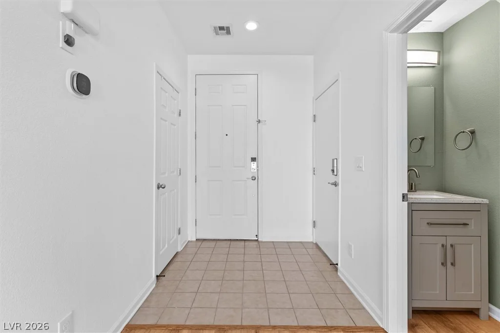 6034 Secret Island, Las Vegas, NV 89139