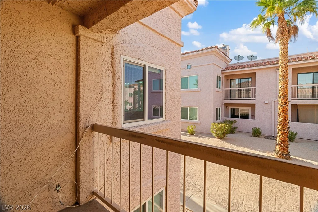 1948 Las Palmas, Laughlin, NV 89029