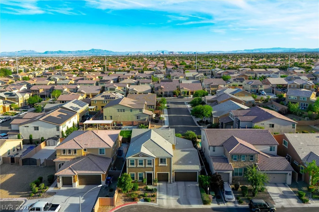 905 Silent Sunset, North Las Vegas, NV 89084