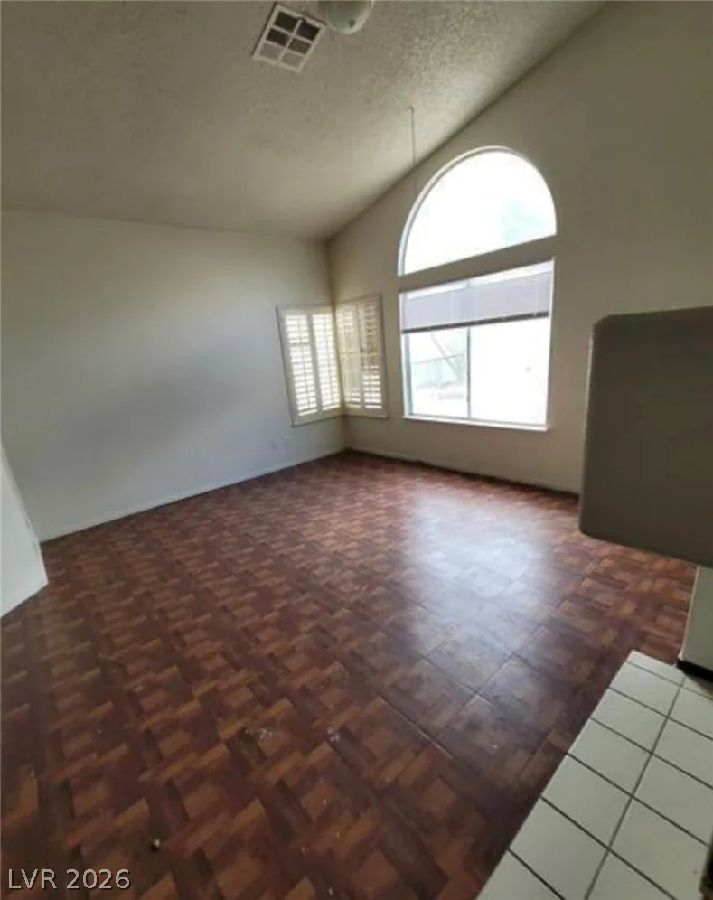 9820 Cross Creek, Las Vegas, NV 89117