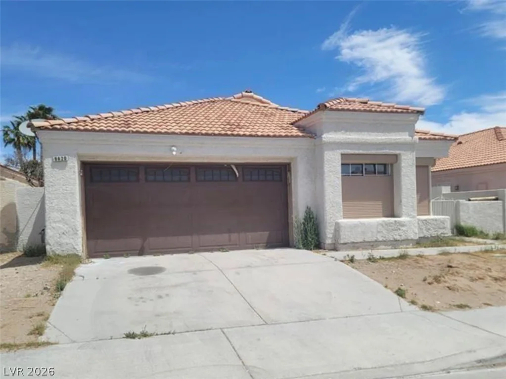 9820 Cross Creek, Las Vegas, NV 89117