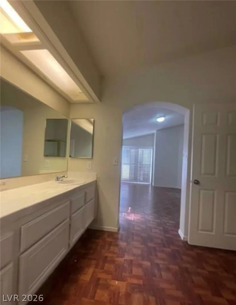 9820 Cross Creek, Las Vegas, NV 89117