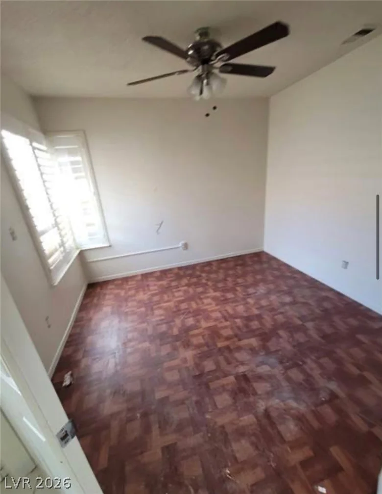 9820 Cross Creek, Las Vegas, NV 89117