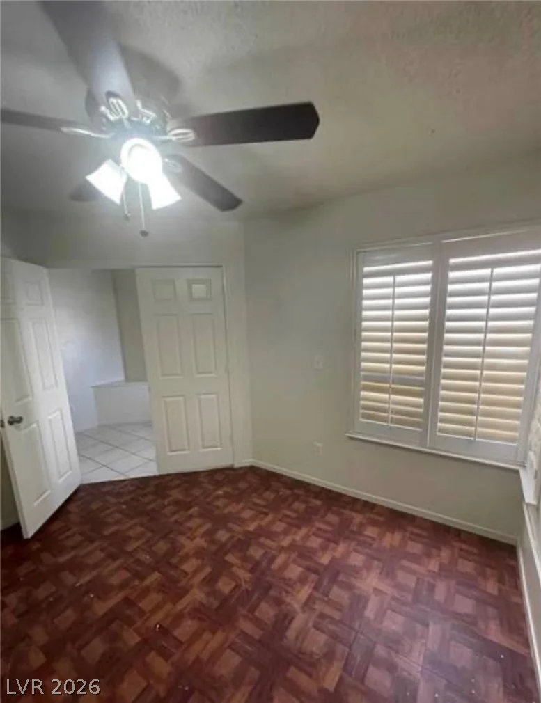 9820 Cross Creek, Las Vegas, NV 89117