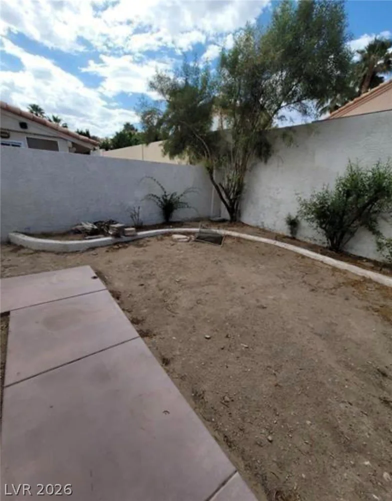 9820 Cross Creek, Las Vegas, NV 89117