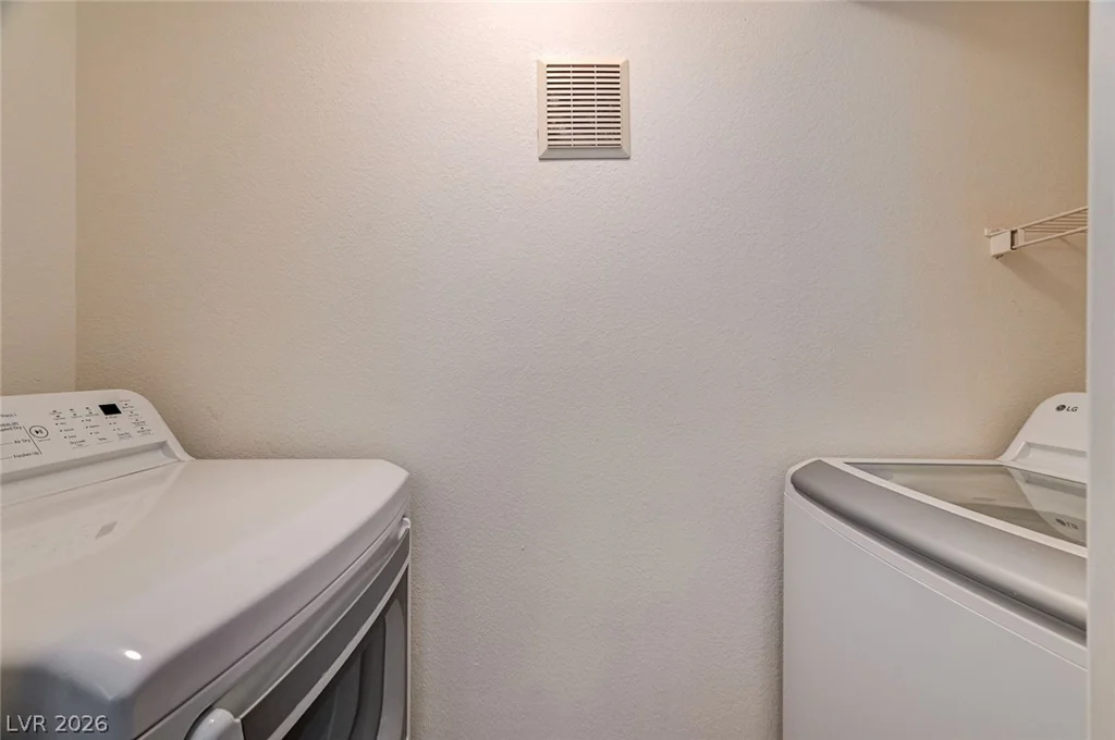 8101 Flamingo, Las Vegas, NV 89147